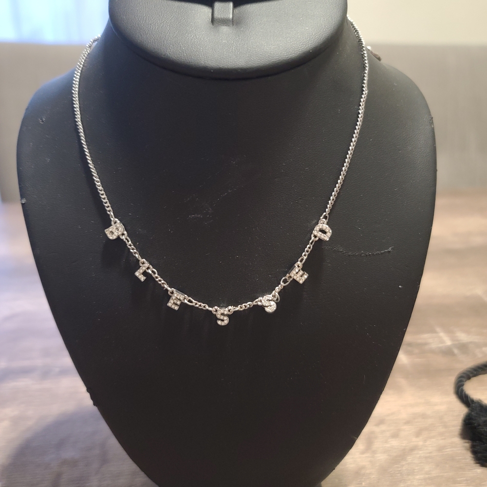 Elegant Silver Necklace with Crystal Accents